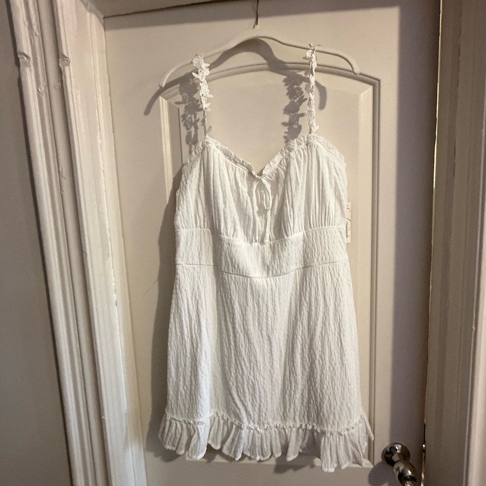 ⭐️Speechless White Ruffled Dress w lining